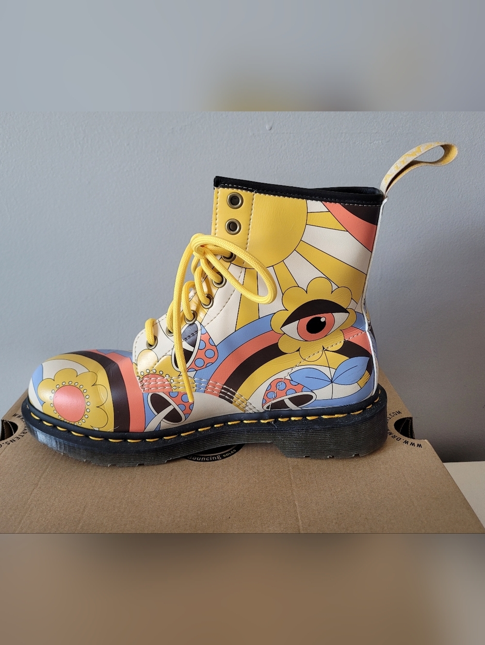 Dr Martens Retro Ray Kemble Lace Up Boots, BNIB, Size 8 - Picture 7 of 12
